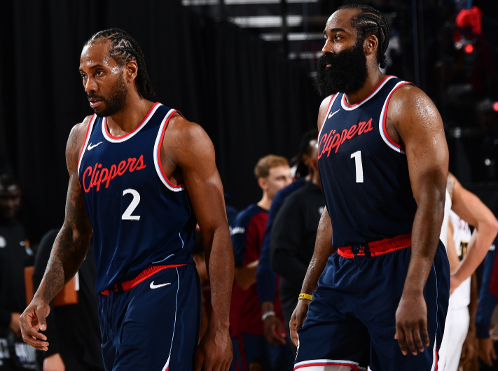 米体：巴洛特利的酒驾指控已撤销，但他还是会从事志愿工作（米兰体育报：巴洛特利酒驾案撤销，仍将继续参与志愿服务）