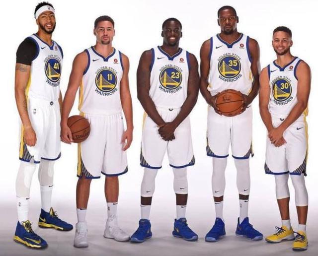 意媒：菲尔克鲁格被推荐给米兰和罗马，但两家俱乐部兴趣不大（意媒：菲尔克鲁格被推荐至米兰与罗马，两队反应冷淡）